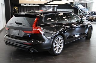 2020 Volvo V60 T6 AWD Momentum