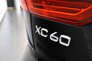 2020 Volvo XC60 T6 AWD Momentum