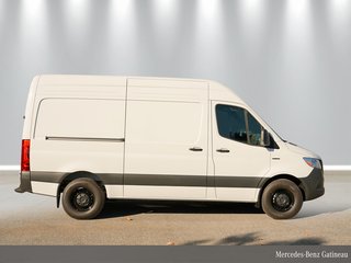 2025 Mercedes-Benz eSprinter Cargo Van 2500 Low Roof HO 144 RWD