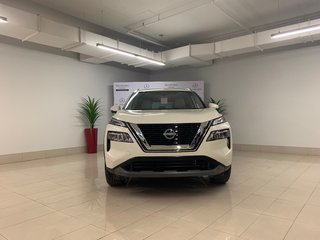 2022 Nissan Rogue Platinum CVT (2)
