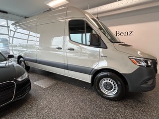 2024 Mercedes-Benz Sprinter Cargo Van ESprinter 2500 170 RWD *100% Electrique*