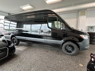 2024 Mercedes-Benz ESprinter 170 Wheelbase High Roof RWD