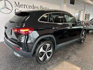 2025 Mercedes-Benz GLA 250 4Matic + Toit Panoramique