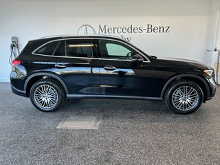 2025 Mercedes-Benz GLC 300 4Matic + Distronic + Toit Panoramique