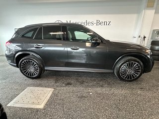 2025 Mercedes-Benz GLC 300 4Matic, AMG Line + Night Pack + Distronic