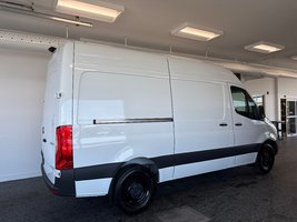 2025 Mercedes-Benz Sprinter 2500 144 Wheelbase High Roof RWD