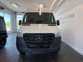 2025 Mercedes-Benz Sprinter 2500 144 Wheelbase High Roof RWD