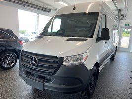 2025 Mercedes-Benz Sprinter 2500 170 Wheelbase High Roof RWD