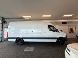 2025 Mercedes-Benz Sprinter 2500 170 Wheelbase High Roof RWD
