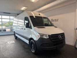 2025 Mercedes-Benz Sprinter 2500 170 Wheelbase High Roof RWD