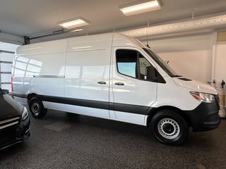 2019 Mercedes-Benz Sprinter 2500, V6, Cargo 170,