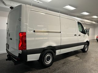 2019 Mercedes-Benz Sprinter V6 2500 Cargo 144