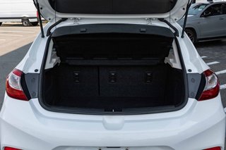 2017 Chevrolet Cruze LT Hatchback in Kamloops, British Columbia - 5 - w320h240px