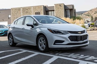 2017 Chevrolet Cruze LT Hatchback in Kamloops, British Columbia - 3 - w320h240px