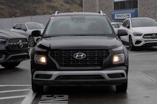 2023 Hyundai Venue FWD Preferred in Kamloops, British Columbia - 2 - w320h240px