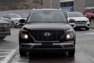 2023 Hyundai Venue FWD Preferred in Kamloops, British Columbia - 2 - w320h240px