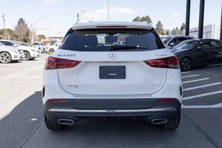 2021 Mercedes-Benz GLA250 4MATIC SUV in Kamloops, British Columbia - 4 - w320h240px