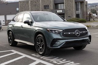 2026 Mercedes-Benz GLC Plug-in Hybrid 350e 4MATIC in Kamloops, British Columbia - 3 - w320h240px