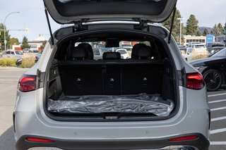 2026 Mercedes-Benz GLC 300 4MATIC in Kamloops, British Columbia - 5 - w320h240px