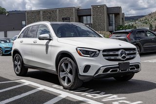 2021 Mercedes-Benz GLC300 4MATIC SUV in Kamloops, British Columbia - 3 - w320h240px