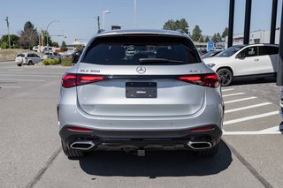 2025 Mercedes-Benz GLC300 4MATIC SUV in Kamloops, British Columbia - 4 - w320h240px
