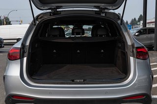 2026 Mercedes-Benz GLC300 4MATIC SUV in Kamloops, British Columbia - 5 - w320h240px