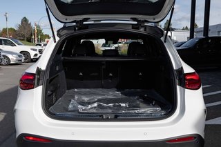 2024 Mercedes-Benz GLC43 AMG 4MATIC+ SUV in Kamloops, British Columbia - 5 - w320h240px