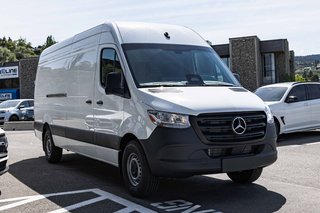 2026 Mercedes-Benz Sprinter 2500 170 Wheelbase High Roof RWD in Kamloops, British Columbia - 3 - w320h240px