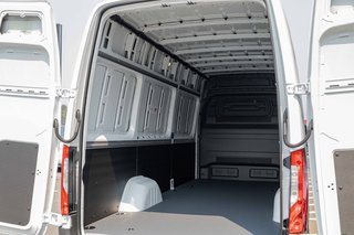 2026 Mercedes-Benz Sprinter 2500 170 Wheelbase High Roof AWD in Kamloops, British Columbia - 6 - w320h240px