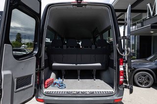 2017 Mercedes-Benz Sprinter 4x4 2500 Passenger 144 High Roof in Kamloops, British Columbia - 5 - w320h240px