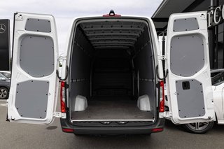 2025 Mercedes-Benz Sprinter Cargo Van 2500 High Roof I4 Diesel 170 in Kamloops, British Columbia - 5 - w320h240px