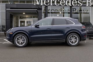 2024 Porsche Cayenne AWD in Kamloops, British Columbia - 6 - w320h240px