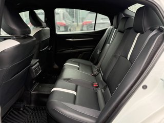 2025 Toyota Camry Hybrid SE FWD in Kamloops, British Columbia - 5 - w320h240px