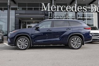 2021 Toyota Highlander hybrid Limited AWD in Kamloops, British Columbia - 6 - w320h240px