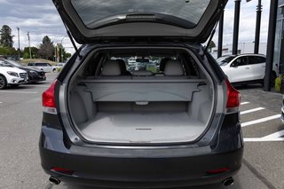 2009 Toyota Venza FWD V6 in Kamloops, British Columbia - 5 - w320h240px