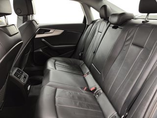 Audi A4  2019 à Québec, Québec - 7 - w320h240px