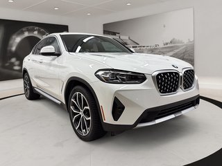 2022 BMW X4 in Quebec, Quebec - 3 - w320h240px