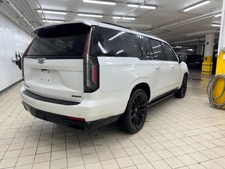 2023 Cadillac Escalade ESV in Quebec, Quebec - 5 - w320h240px