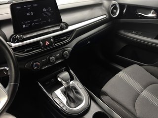 2023 Kia Forte5 in Quebec, Quebec - 10 - w320h240px