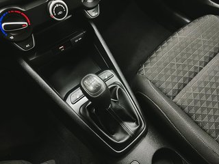 Kia Rio 5-door  2022 à Québec, Québec - 13 - w320h240px