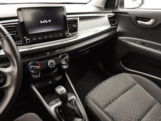 Kia Rio 5-door  2022 à Québec, Québec - 12 - w320h240px
