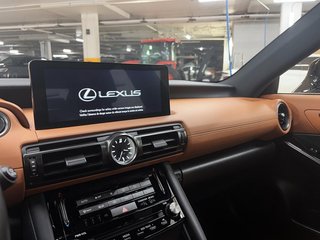 2023 Lexus IS in Quebec, Quebec - 11 - w320h240px