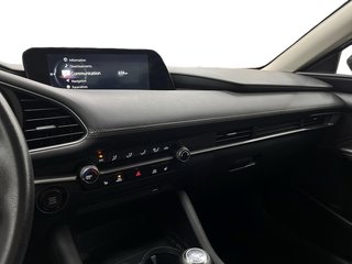 Mazda 3  2019 à Québec, Québec - 14 - w320h240px