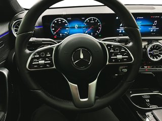 Mercedes-Benz A-Class  2022 à Québec, Québec - 13 - w320h240px