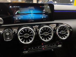 Mercedes-Benz A-Class  2022 à Québec, Québec - 15 - w320h240px