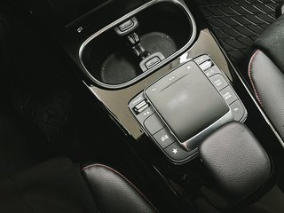 Mercedes-Benz A-Class  2022 à Québec, Québec - 16 - w320h240px