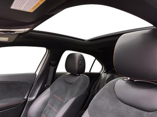 Mercedes-Benz A-Class  2022 à Québec, Québec - 12 - w320h240px