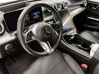 Mercedes-Benz C-Class  2022 à Québec, Québec - 12 - w320h240px