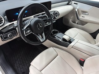 Mercedes-Benz CLA  2023 à Québec, Québec - 9 - w320h240px