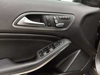 Mercedes-Benz GLA  2018 à Québec, Québec - 9 - w320h240px